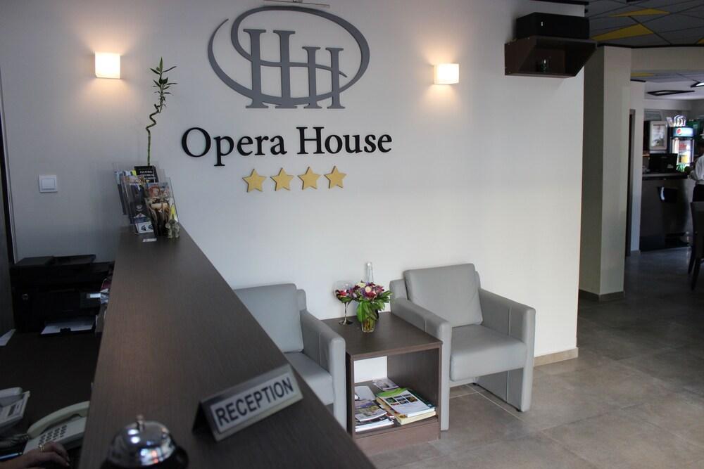 Opera House Hotel سكوبجي المظهر الخارجي الصورة